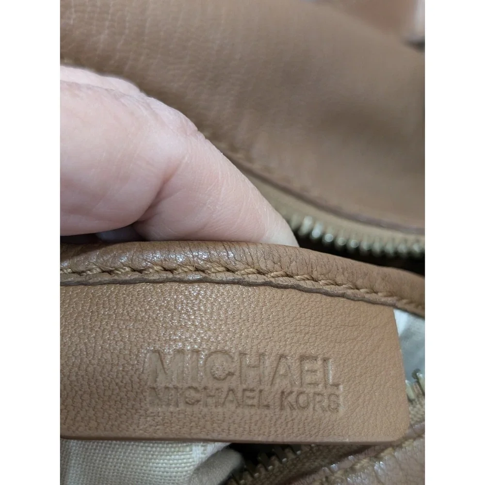 Michael Kors Tan/Carmel Leather Hobo Shoulder Bag